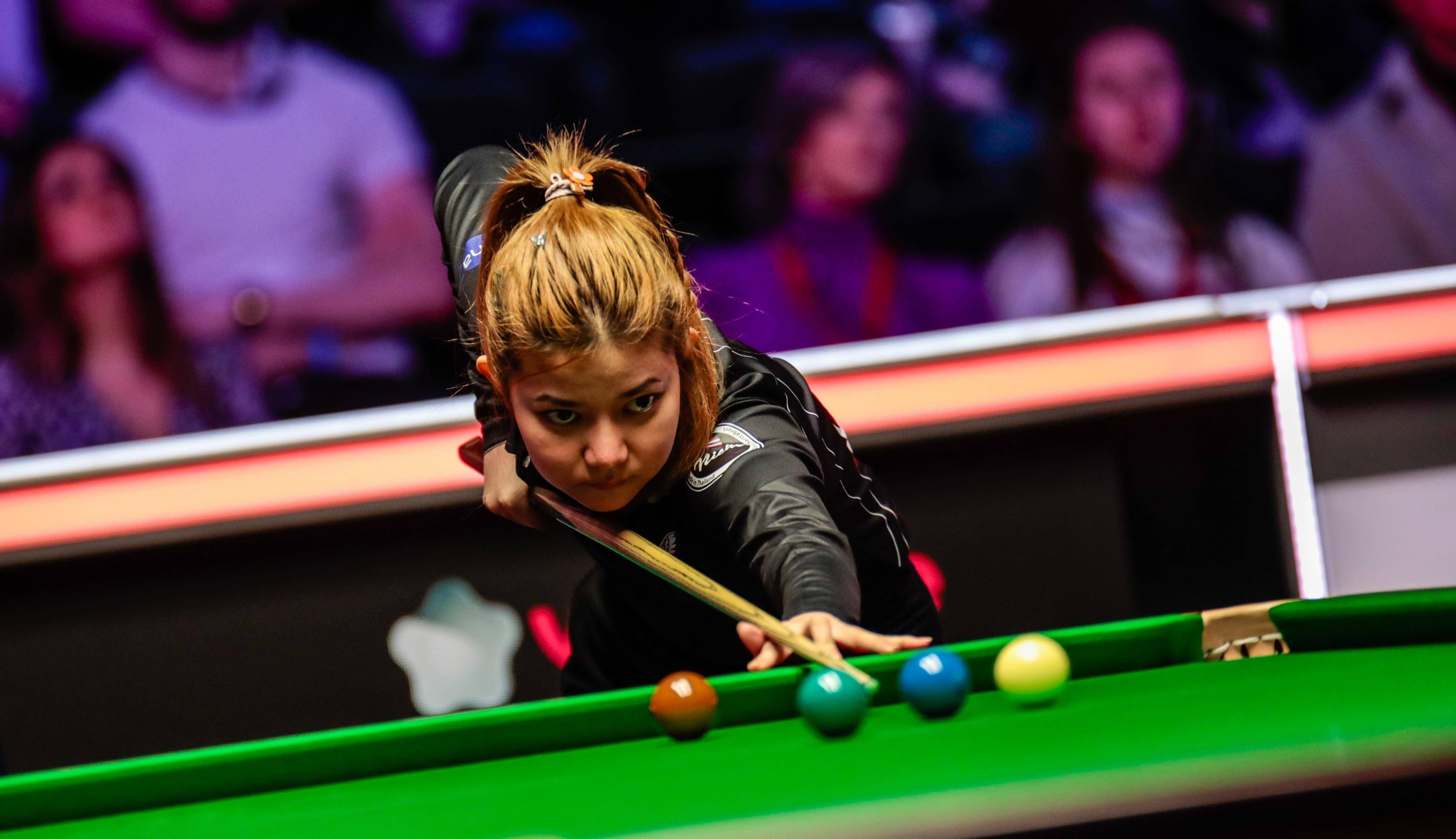 队在攻防两 队在攻防两