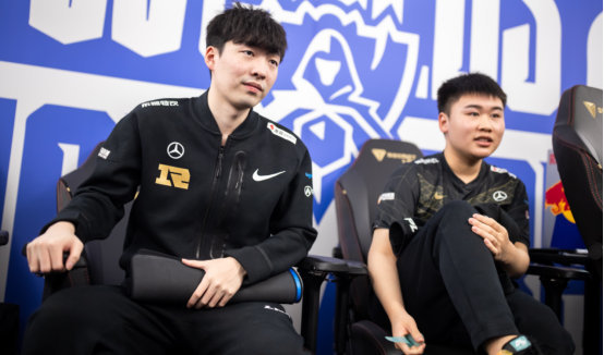 引发社会舆 引发社会舆