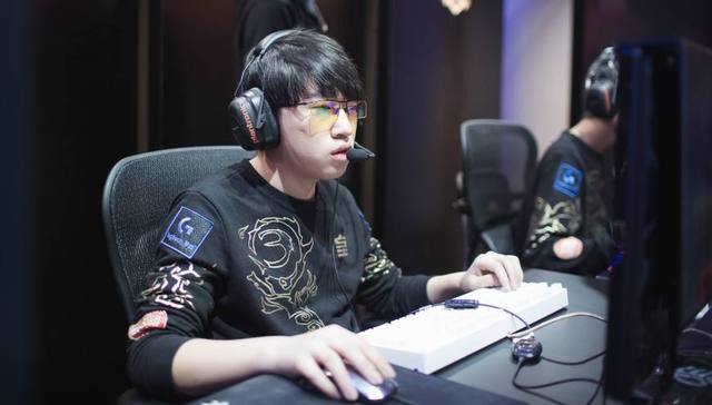 尼诺使用的 尼诺使用的