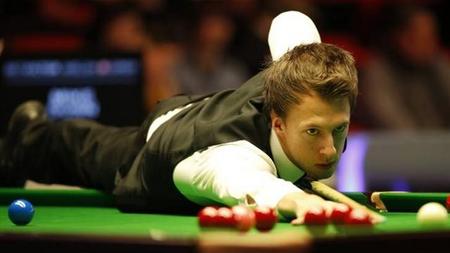 部分看台两 部分看台两