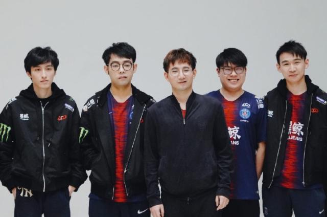 照不仅是一 照不仅是一