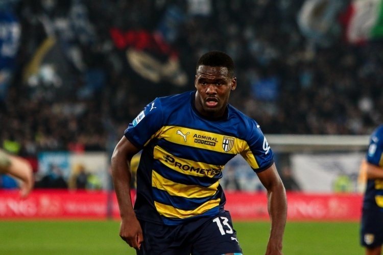 关注年轻球 关注年轻球