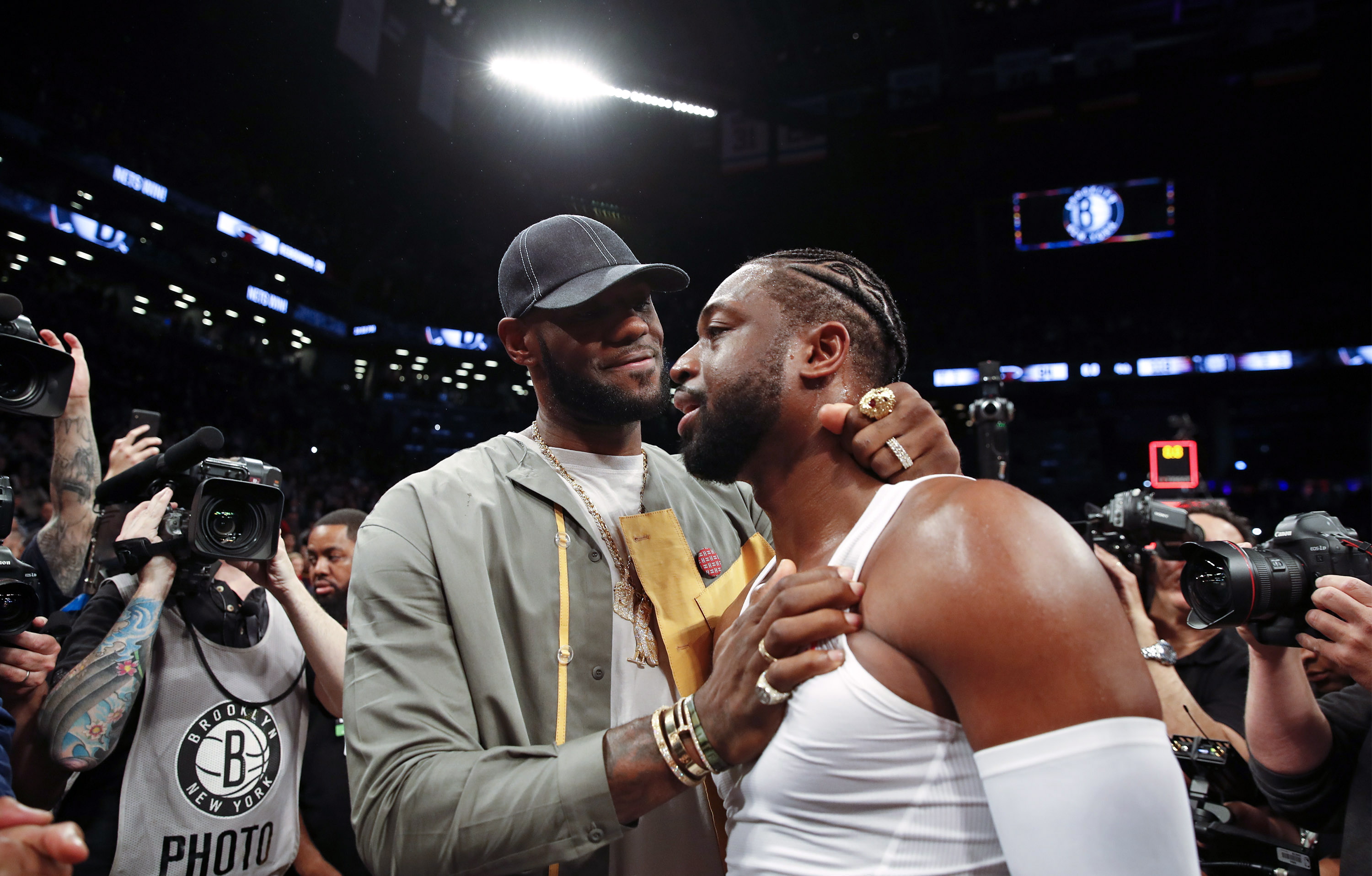 于细碎的电 于细碎的电