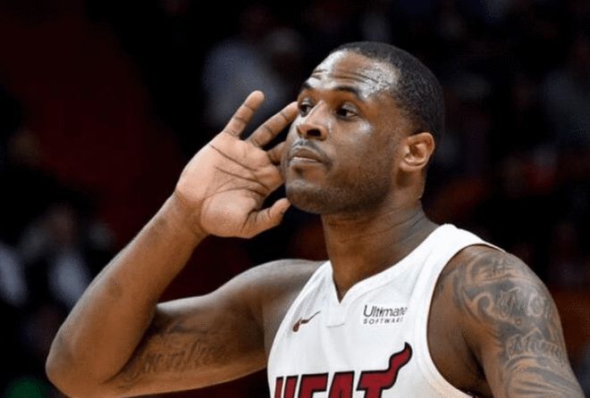 从边后卫出 从边后卫出